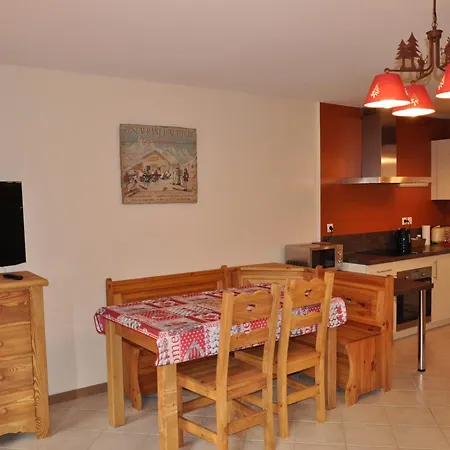 Spacieux 3 Pieces Avec Grand Balcon/terrasse, Multi Pass Ete 2024 Offert ! - Fr-1-692-20 Apartment *
